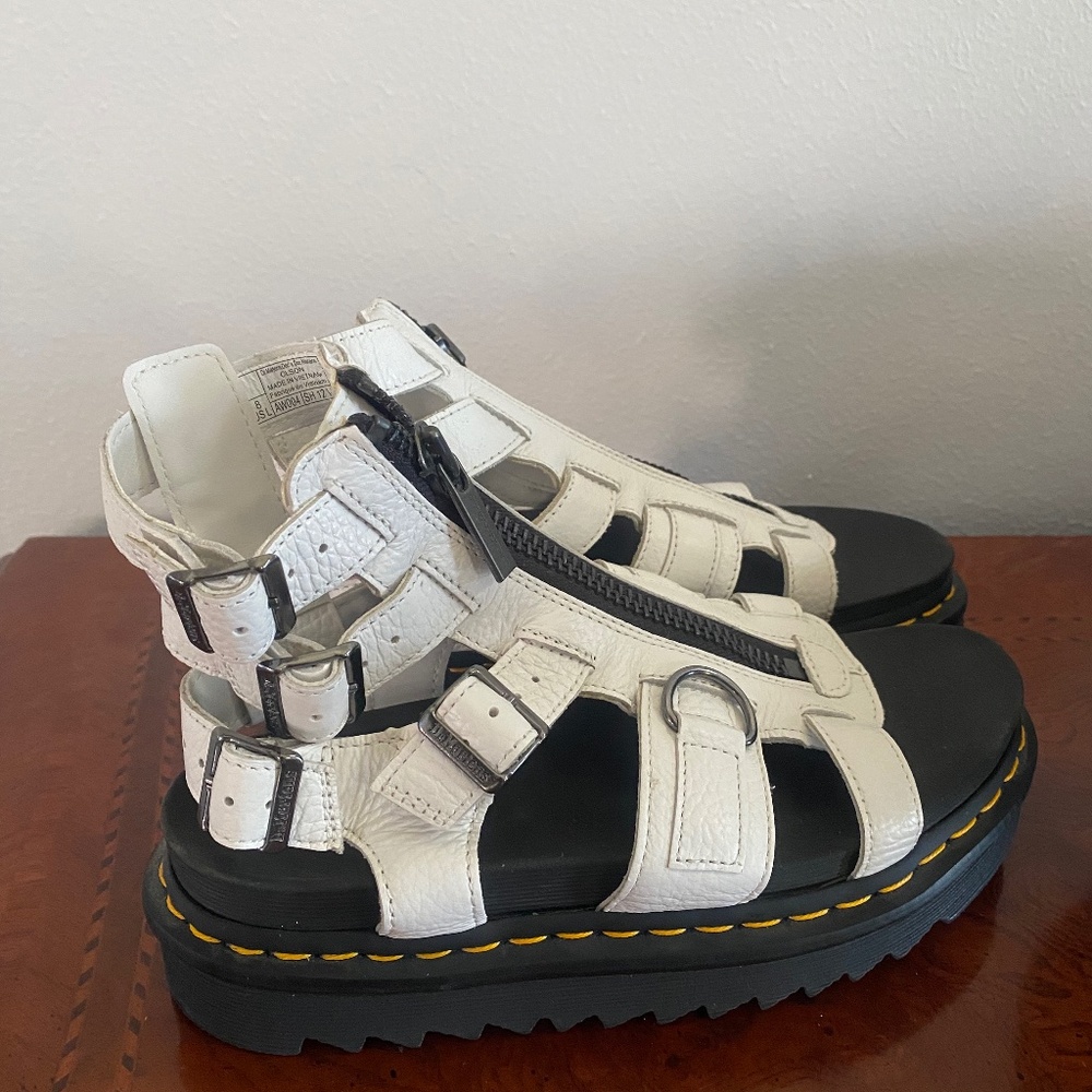 Doc Marten Olson sandals